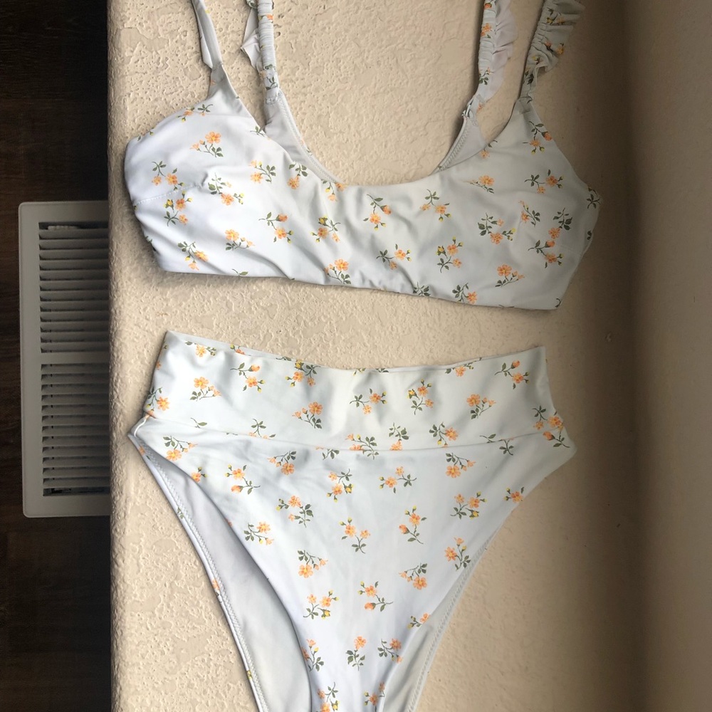 Aerie Floral Bikini Set: High Cut Cheeky Bottom Scoop Neck Top